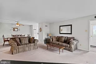 924 W Trindle Rd, Mechanicsburg, PA 17055 - Photo 44