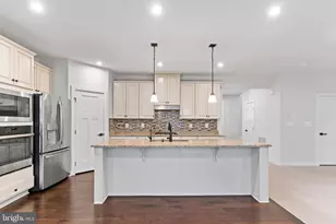 204 Harrier Dr, Mechanicsburg, PA 17050 - Photo 10