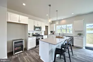 114 Blue Mountain Blvd, Carlisle, PA 17013 - Photo 10