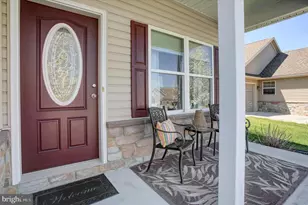 25 Colonial Ct, Shippensburg, PA 17257 - Photo 6