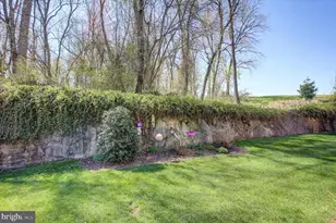 25 Colonial Ct, Shippensburg, PA 17257 - Photo 40