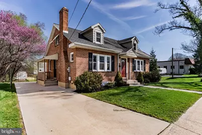 251 E Pomfret Street, Carlisle, PA 17013 - Photo 2