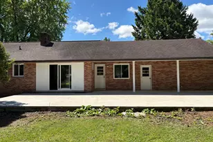 855 W North St, Carlisle, PA 17013 - Photo 2