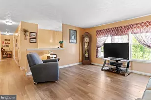 22 Cobblestone Dr, Carlisle, PA 17015 - Photo 8