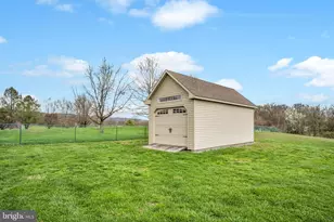 300 Hollowbrook Dr, Carlisle, PA 17013 - Photo 46