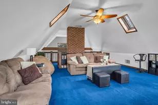 300 Hollowbrook Dr, Carlisle, PA 17013 - Photo 32