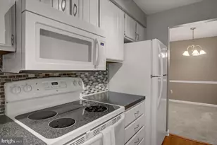 483 Delancey Ct, Mechanicsburg, PA 17055 - Photo 12