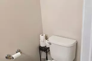 5021 Inverness Dr, Mechanicsburg, PA 17050 - Photo 12