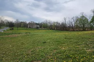 11 Beverly Ct, Carlisle, PA 17015 - Photo 8