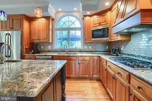 23 Emlyn Ln, Mechanicsburg, PA 17055 - Photo 6