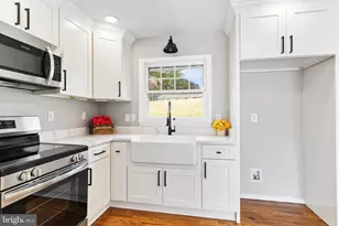 837 W Foxcroft Dr, Camp Hill, PA 17011 - Photo 12