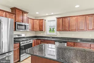 813 Spring Rock Ct, Mechanicsburg, PA 17055 - Photo 8