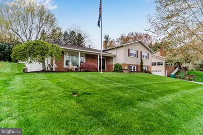 313 Indian Creek Drive, Mechanicsburg, PA 17050 - Photo 2