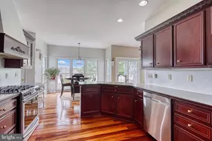 1071 Country Club Rd, Camp Hill, PA 17011 - Photo 12