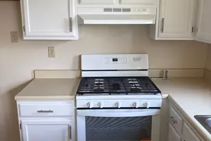 1006 Rebecca St, Carlisle, PA 17013 - Photo 2