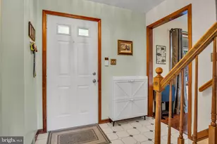 336 Indian Creek Dr, Mechanicsburg, PA 17050 - Photo 4