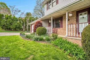 336 Indian Creek Dr, Mechanicsburg, PA 17050 - Photo 2