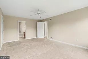 14 Royal Dr, Carlisle, PA 17015 - Photo 16