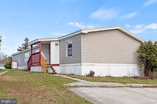 19 Northview Dr, Carlisle, PA 17013 - Photo 2