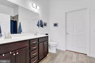 800 Aurora Dr, Mechanicsburg, PA 17055 - Photo 16