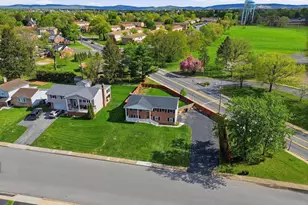 604 D St, Carlisle, PA 17013 - Photo 40