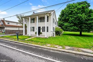 46 E Main St, Walnut Bottom, PA 17266 - Photo 2