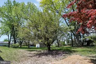 8 W Winding Hill Rd, Mechanicsburg, PA 17055 - Photo 32