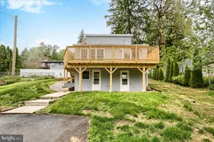 5008 Erbs Bridge Rd, Mechanicsburg, PA 17050 - Photo 2