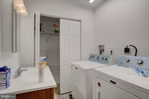 114 E Orange St, Shippensburg, PA 17257 - Photo 14