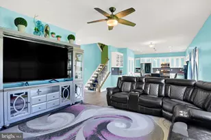 105 S South Mountain Dr, Carlisle, PA 17013 - Photo 10