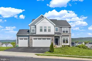 105 S South Mountain Dr, Carlisle, PA 17013 - Photo 1