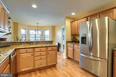 4250 Roth Farm Village Cir, Mechanicsburg, PA 17050 - Photo 4
