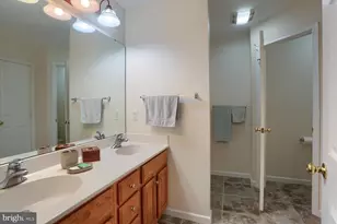 4250 Roth Farm Village Cir, Mechanicsburg, PA 17050 - Photo 26