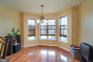 4250 Roth Farm Village Cir, Mechanicsburg, PA 17050 - Photo 6
