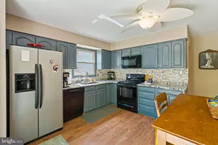 126 Mountain View Dr, Enola, PA 17025 - Photo 16