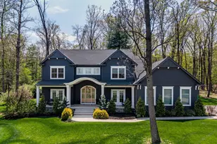 20 Barnitz Woods Dr, Mount Holly Springs, PA 17065 - Photo 2