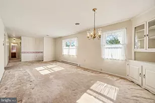 280 Shatto Dr, Carlisle, PA 17013 - Photo 4