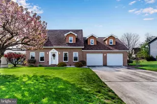 112 Dogwood Dr, Mount Holly Springs, PA 17065 - Photo 1