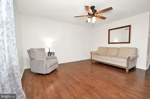 34 Larch Dr, Shippensburg, PA 17257 - Photo 2