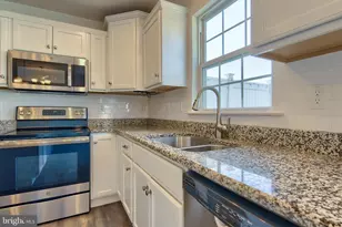 4350 Wild Orchid Ln, Enola, PA 17025 - Photo 12