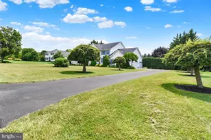 1204 Redwood Hills Cir, Carlisle, PA 17015 - Photo 46