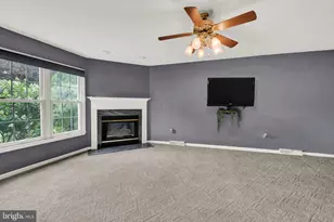 1204 Redwood Hills Cir, Carlisle, PA 17015 - Photo 16