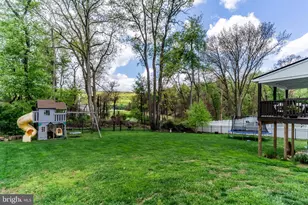 228 Parkway Dr, Mount Holly Springs, PA 17065 - Photo 8