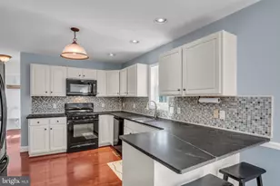 5 Meade Dr, Carlisle, PA 17013 - Photo 6
