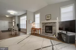 736 Aurora Dr, Mechanicsburg, PA 17055 - Photo 10