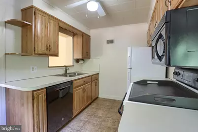 8 Green Circle, Camp Hill, PA 17011 - Photo 8