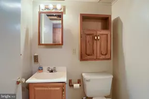 8 Green Cir, Camp Hill, PA 17011 - Photo 24