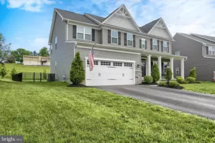 40 Grayhawk Way N, Mechanicsburg, PA 17050 - Photo 1