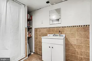 231 Walton St, Lemoyne, PA 17043 - Photo 18