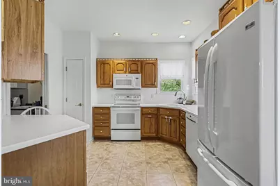 2425 Rolling Hills Drive, Mechanicsburg, PA 17055 - Photo 4